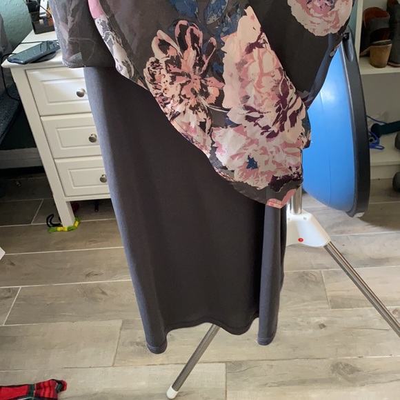 Crisscross back dress - Picture 4 of 4